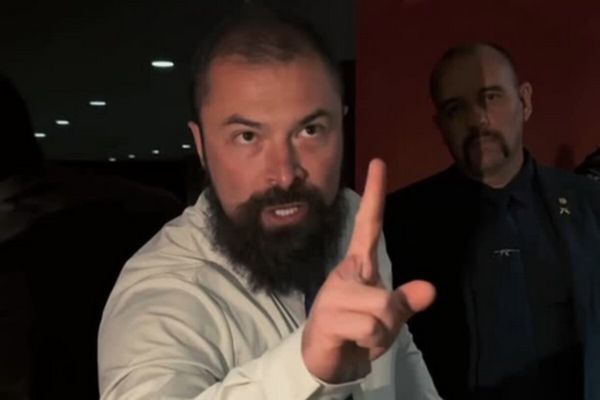 Polícia de SP aguarda há 3 anos demissão do deputado Paulo Bilynskyj