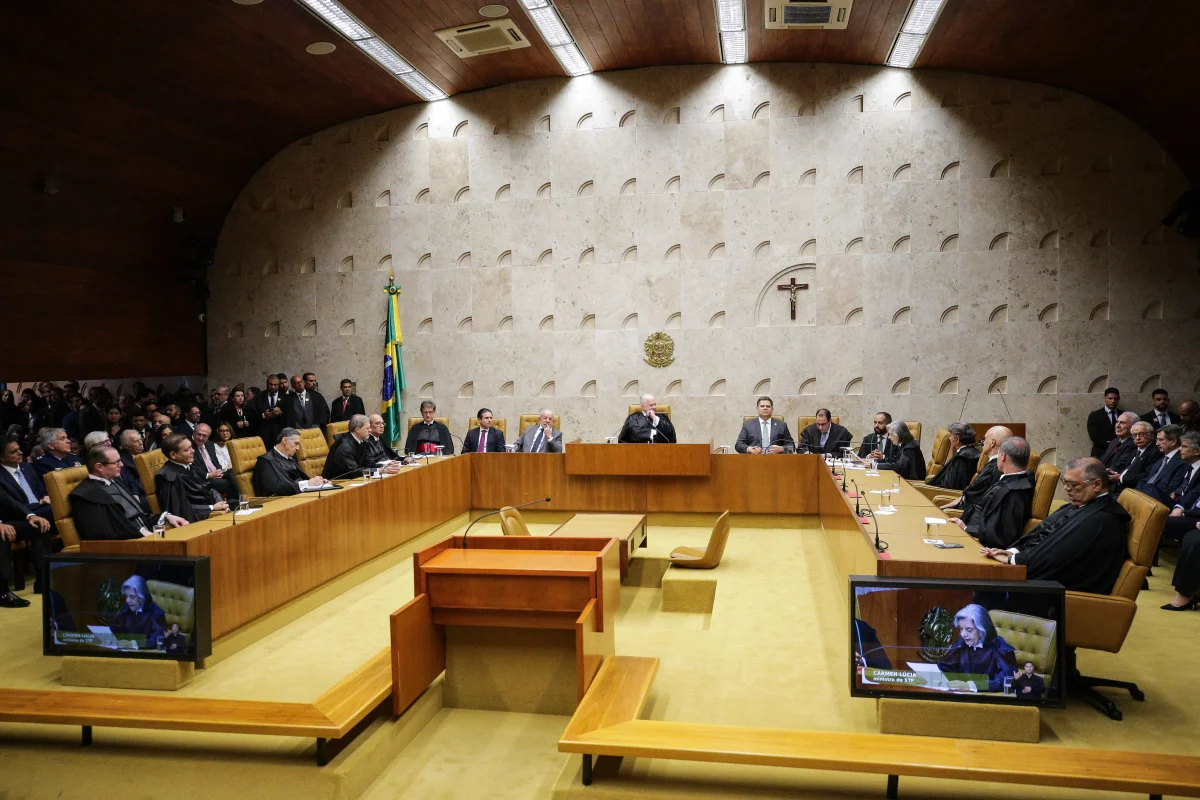 STF planeja frustrar intenção de Eduardo Bolsonaro para 2026 STF planeja frustrar intenção de Eduardo Bolsonaro para 2026