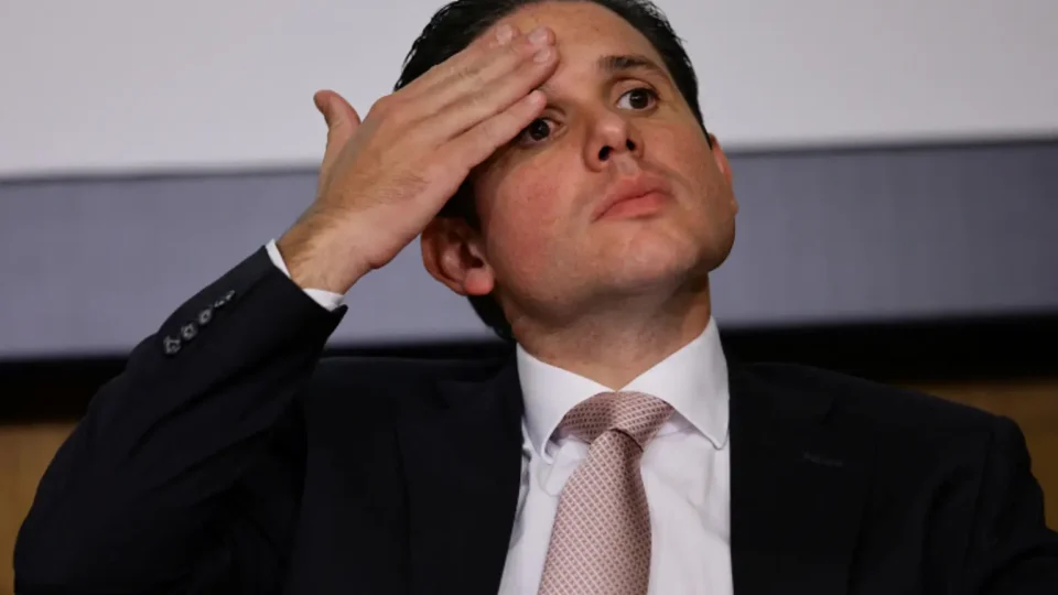 Motta tenta reafirmar autoridade diante de incerteza de PL antifacção Motta tenta reafirmar autoridade diante de incerteza de PL antifacção