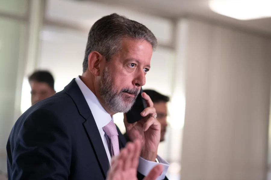 Lira avalia ir ao STF contra acareação autorizada à PF por Dino Lira avalia ir ao STF contra acareação autorizada à PF por Dino