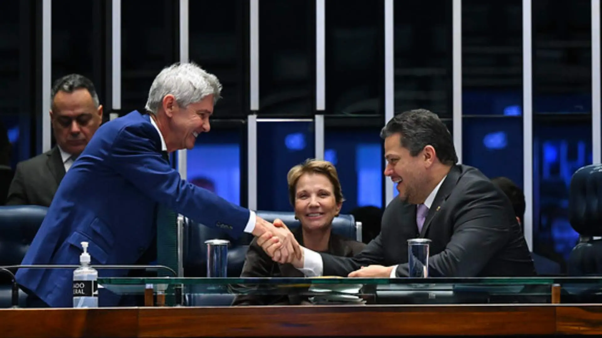 Com sugestão de Tereza, Senado aprova MP do Frete e derruba piso de R$ 5 mil