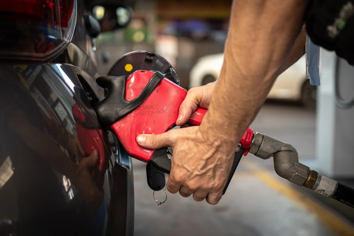 Conselho se reúne nesta 3ª para decidir aumento do etanol na gasolina